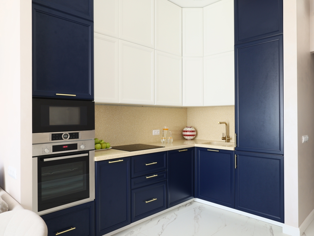 cabinet maker
